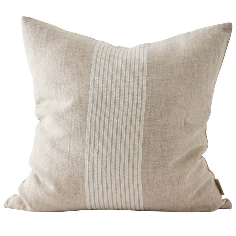 Colette Tyynynpäällinen, Luonnollinen